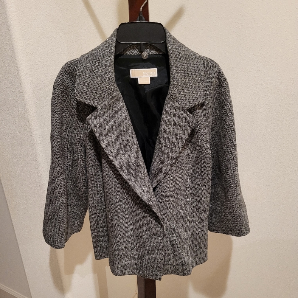 Michael Kors wool blend jacket w/faux fur collar, Size P/M - Picture 2 of 10